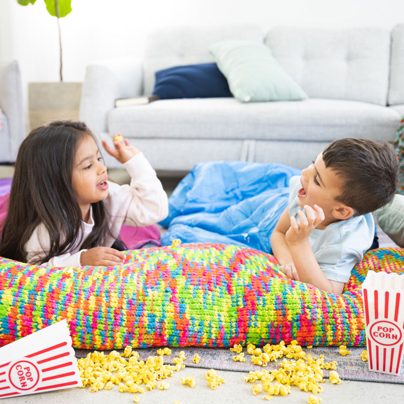 Cover Story™ Favorite Blanket Yarn 300g Color Code 223AC Color Name Frizzle (Master Carton 30 units / Inner pack 1 unit) Minimum Order Qty: 1 unit (order in increments of 1) *Ask about our Master Carton Volume Pricing* Perfect project yarn for fast holiday gifting! - Image 2