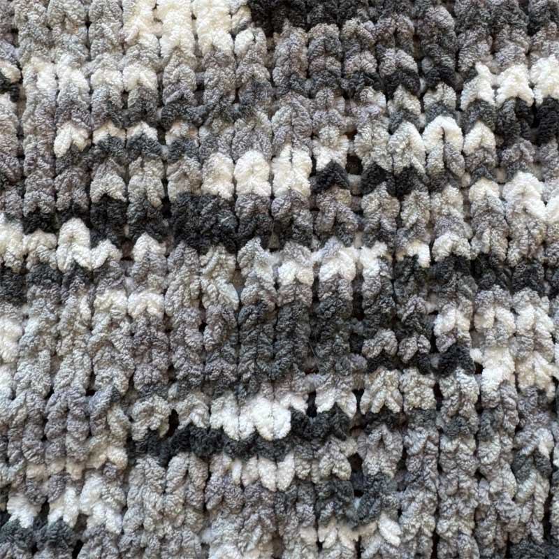 Cover Story™ Favorite Blanket Yarn 300g Color Code 216M Color Name Perfect Storm (Master Carton 30 units / Inner pack 1 unit) Minimum Order Qty: 1 unit (order in increments of 1) *Ask about our Master Carton Volume Pricing* - Image 2